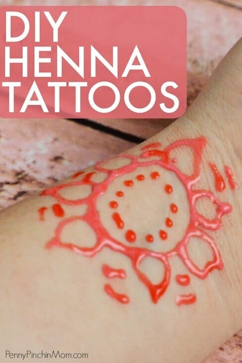 how to make DIY Henna Tattoos - ink on wrist design