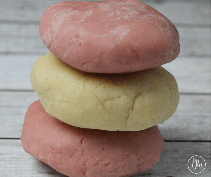playdough made with natural foods