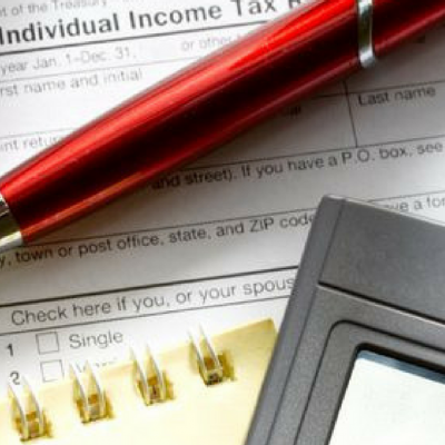 How to Save Money Filing Taxes  (Some Options May Be FREE For You)!