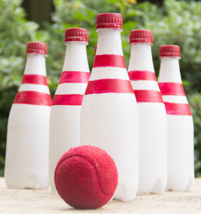 summer lawn bowling game