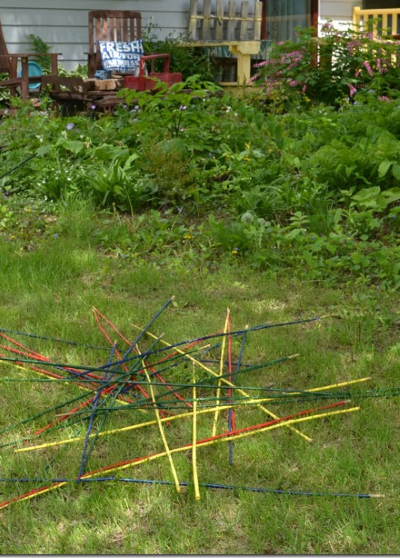 summer lawn games pick up sticks