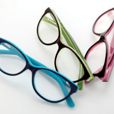 8 Must Know Tips for Saving Money on Glasses and Contacts