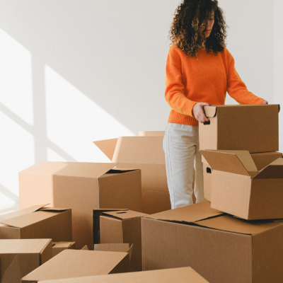 Moving Yourself vs. Hiring Movers