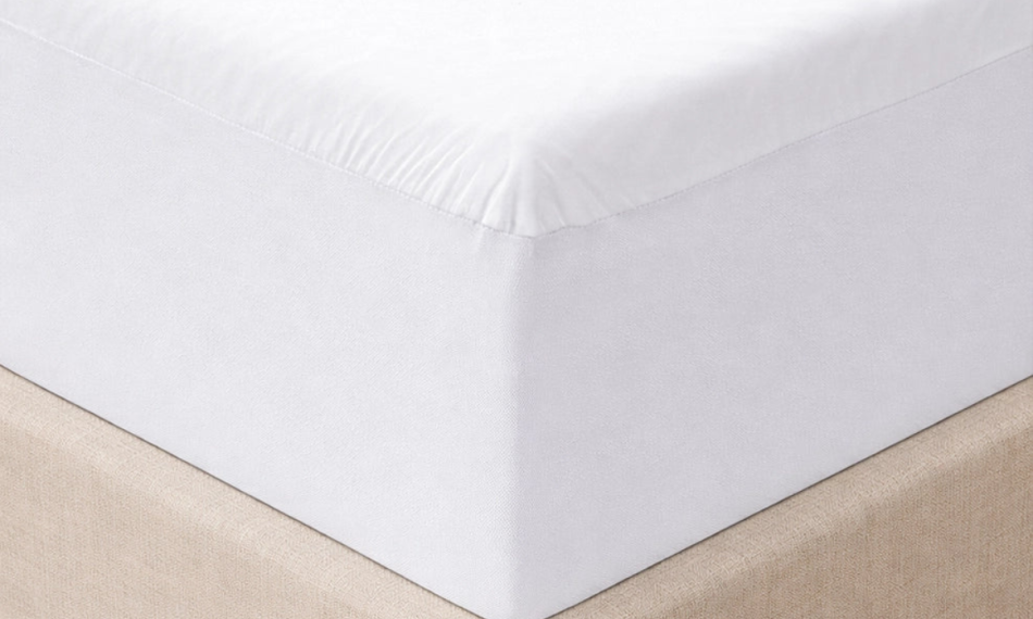 The Best Silver Infused Mattress Protectors That Don’t Feel Like Plastic 