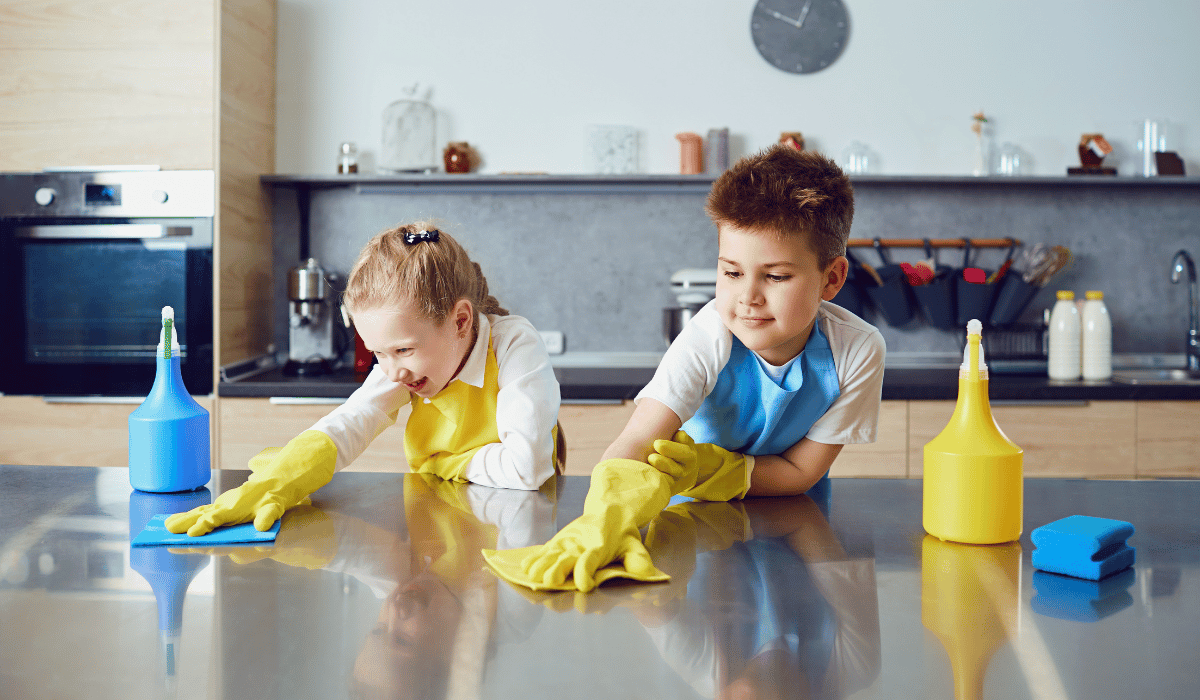 kids cleaning